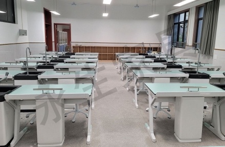 中小學家具