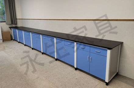 中小學家具